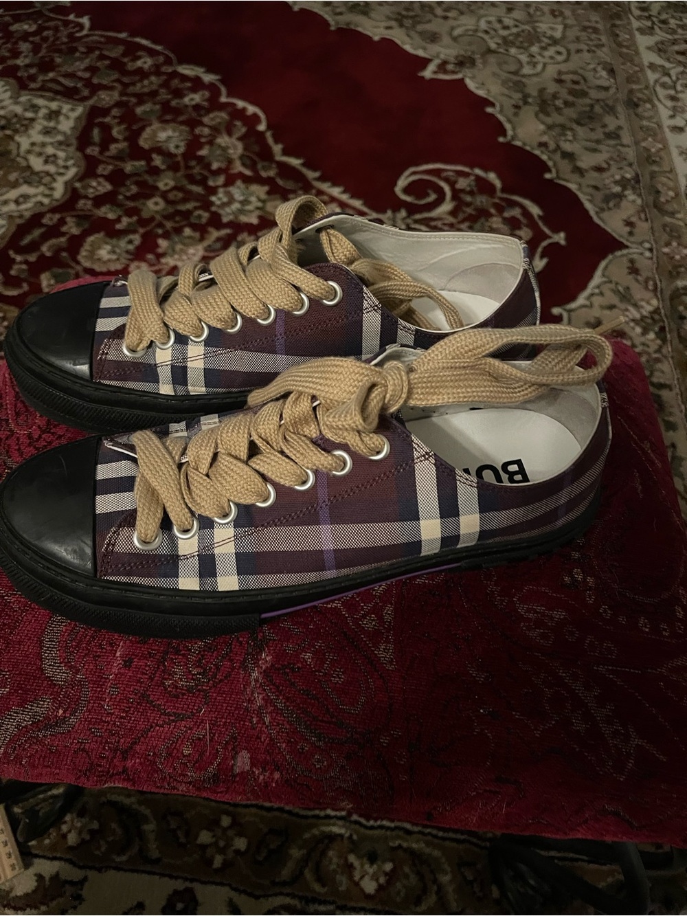 Burberry Plaid Low-Top Sneakers with Black Insole and Tan Accents - Picture 2 of 8